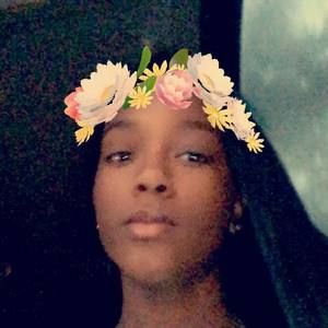 Meet your Posher, Sandy